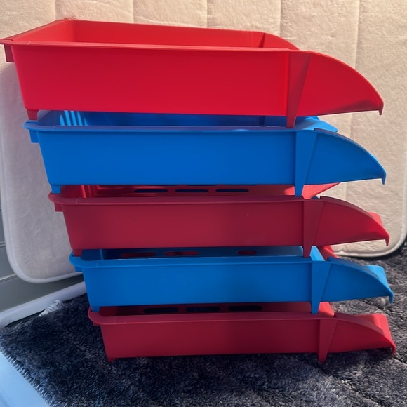 SALE!! 5 paper organizers stackable tray.  2 - Picture 3 of 7